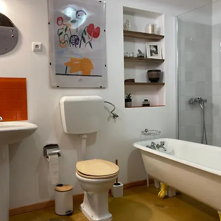 Holiday home Agua E Sal - Seafront House, With Garden And Independent Suite.