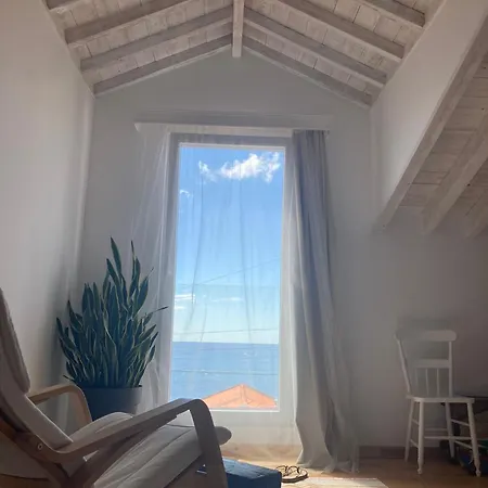 Agua E Sal - Seafront House, With Garden And Independent Suite. * Ribeira Quente