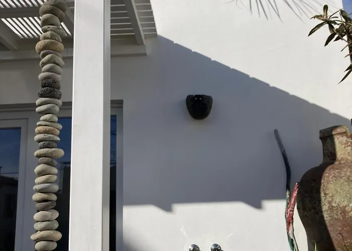 Agua E Sal - Seafront House, With Garden And Independent Suite. Ribeira Quente