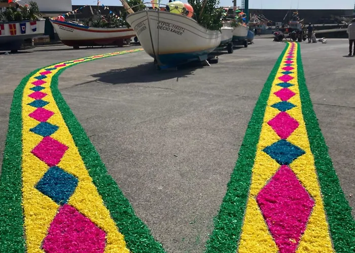 Agua E Sal - Seafront House, With Garden And Independent Suite. *