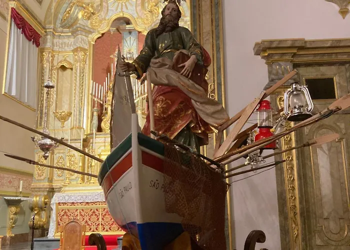 Agua E Sal - Seafront House, With Garden And Independent Suite. Hébergement de vacances