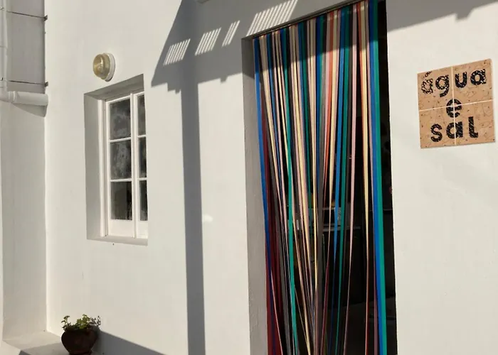 Agua E Sal - Seafront House, With Garden And Independent Suite. * Ribeira Quente